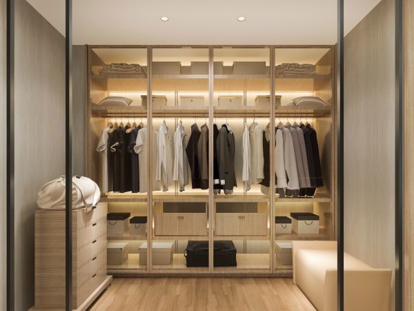 Vestavěné skříně na míru: kompletní průvodce od návrhu až po realizaci